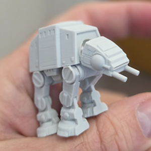 Коллекционная миниатюра AT-AT из Звездных Войн.